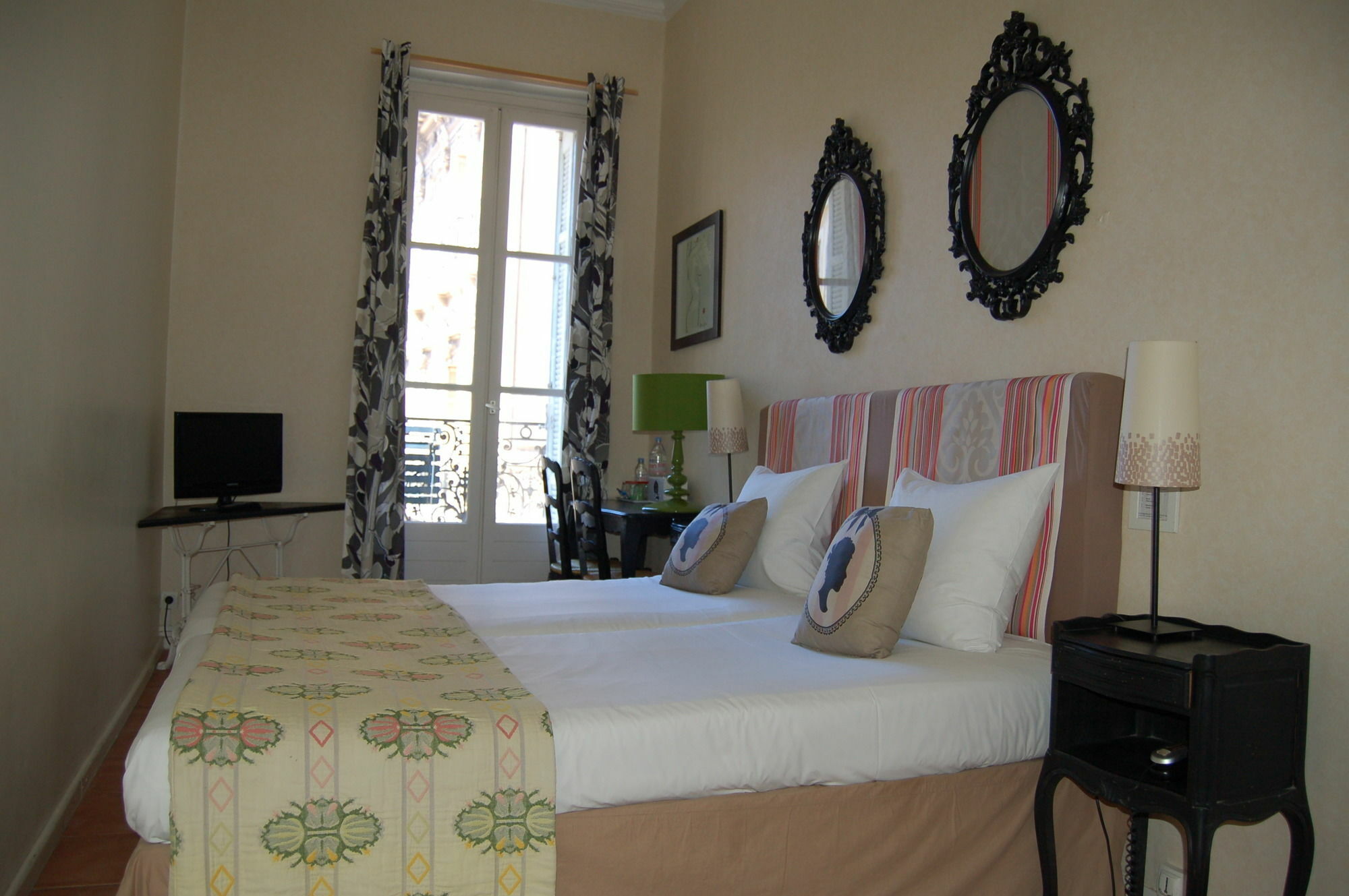 Hotel Amista Marseille - Ancien Hotel Saint Louis - Vieux Port Ngoại thất bức ảnh